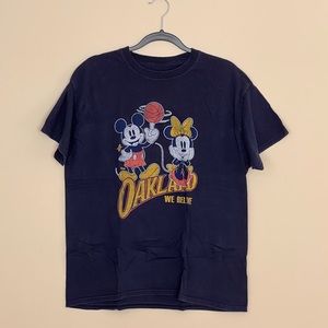 Golden State Warriors Mickey/Minnie mouse Oakland t-shirt by Disney | Junk Food
